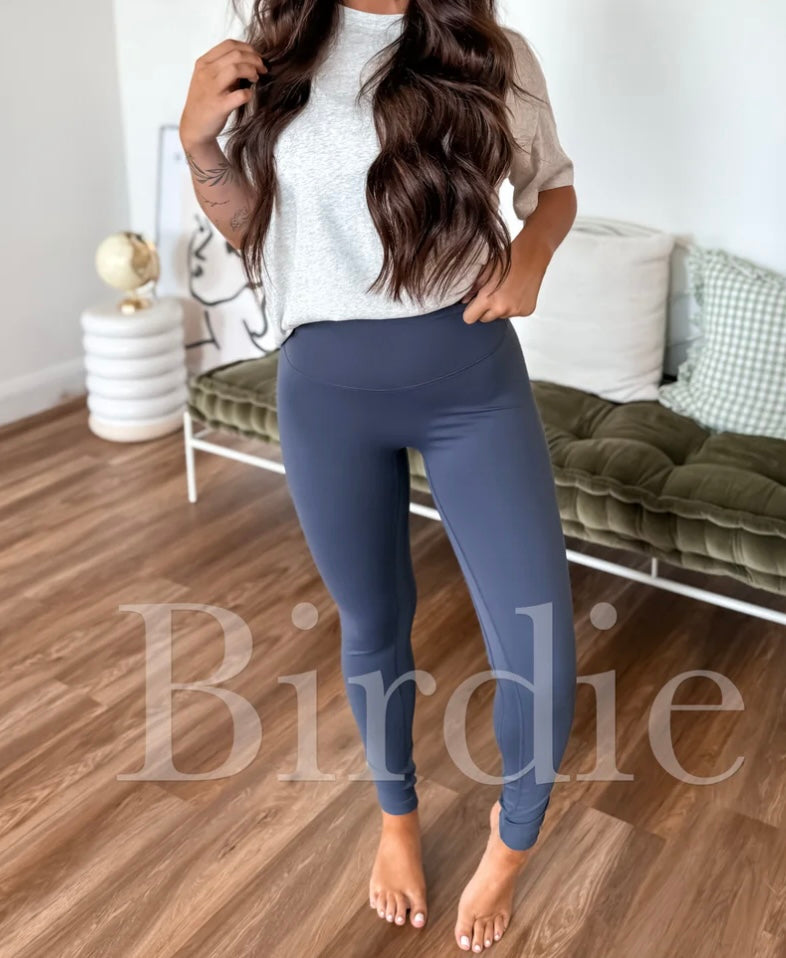 Melt leggings (PREORDER- arriving end of July)