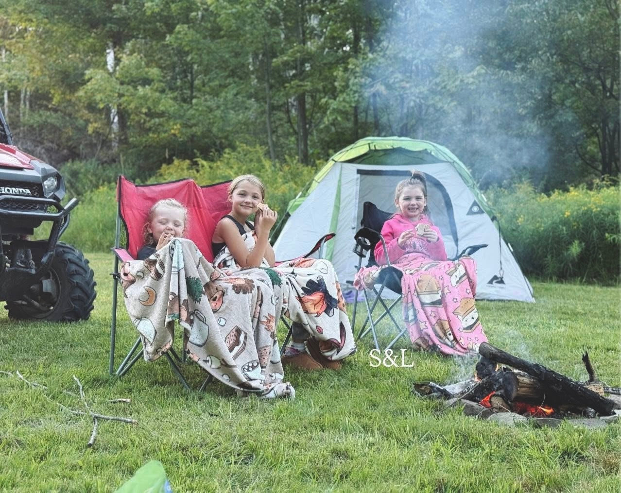 Cozy camping blankets