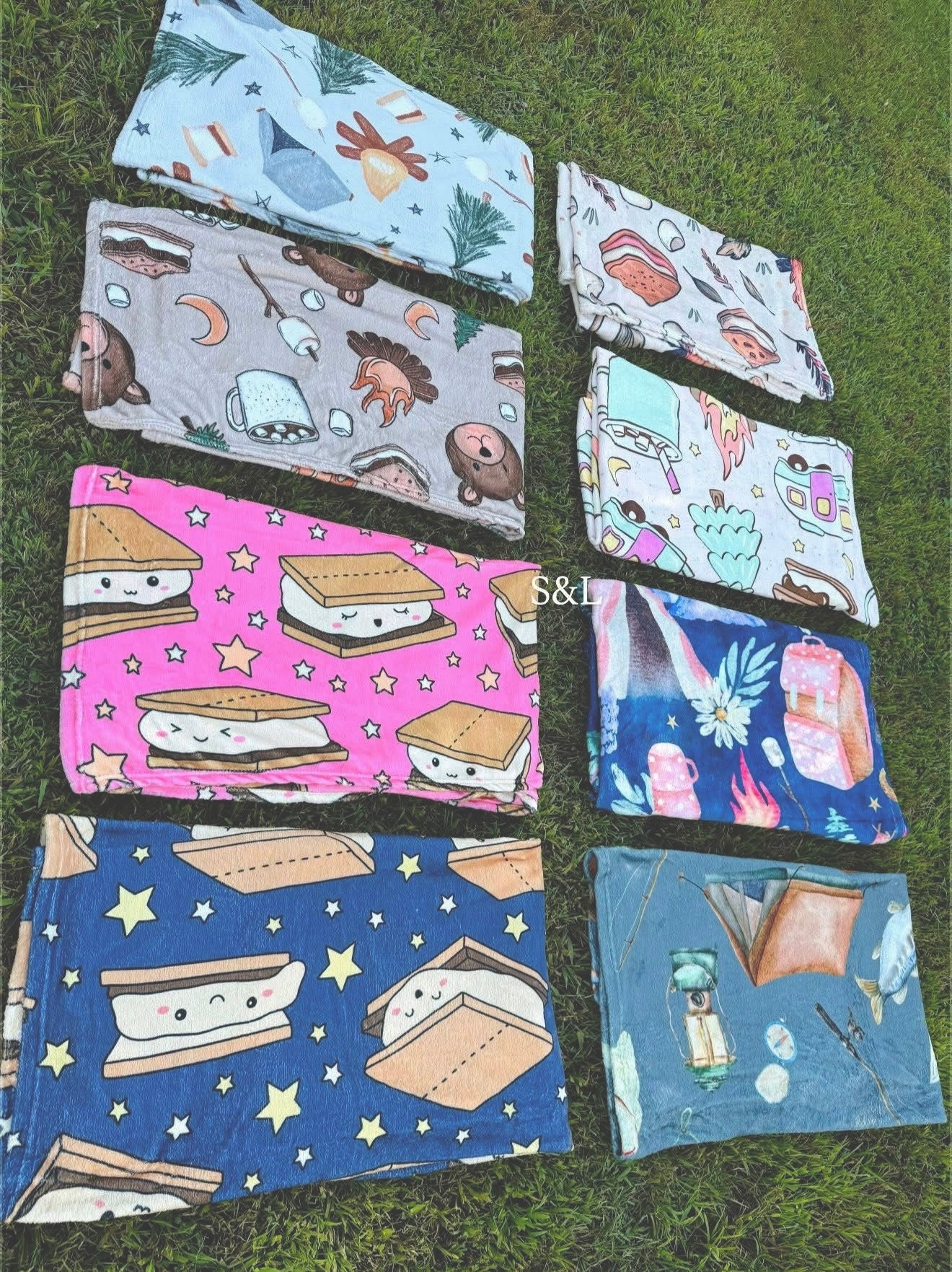 Cozy camping blankets
