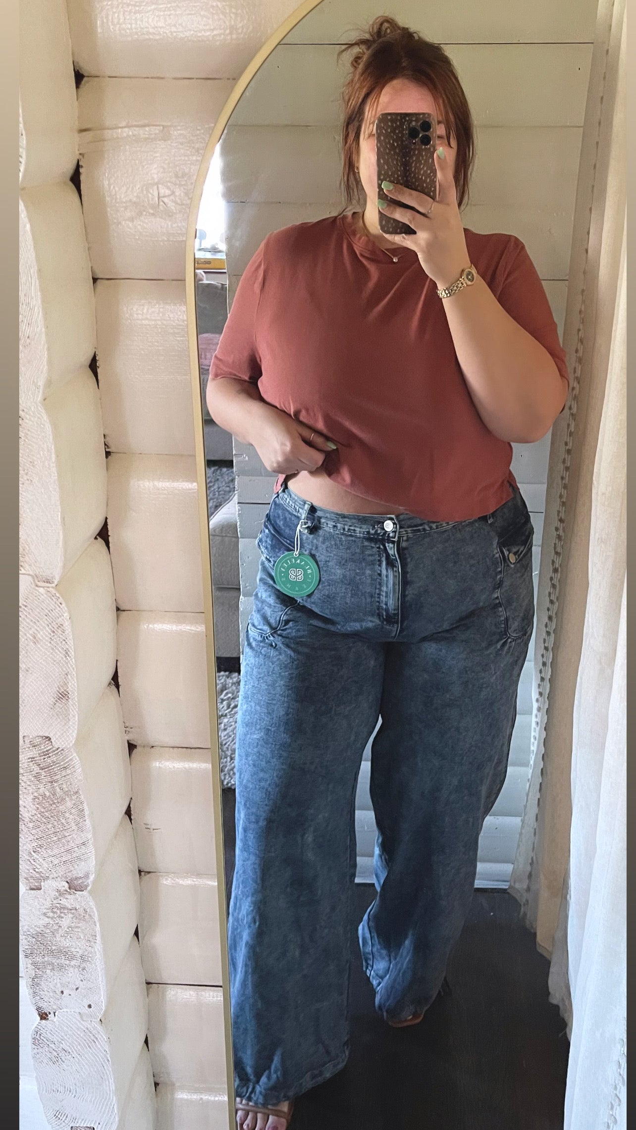 Cinch hem wide leg jeans||adjustable bottoms