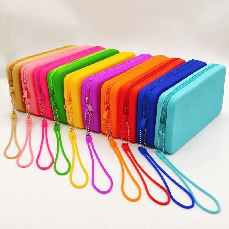 Durable zipper closure-waterproof clutches (ARRIVING END OF JUNE)